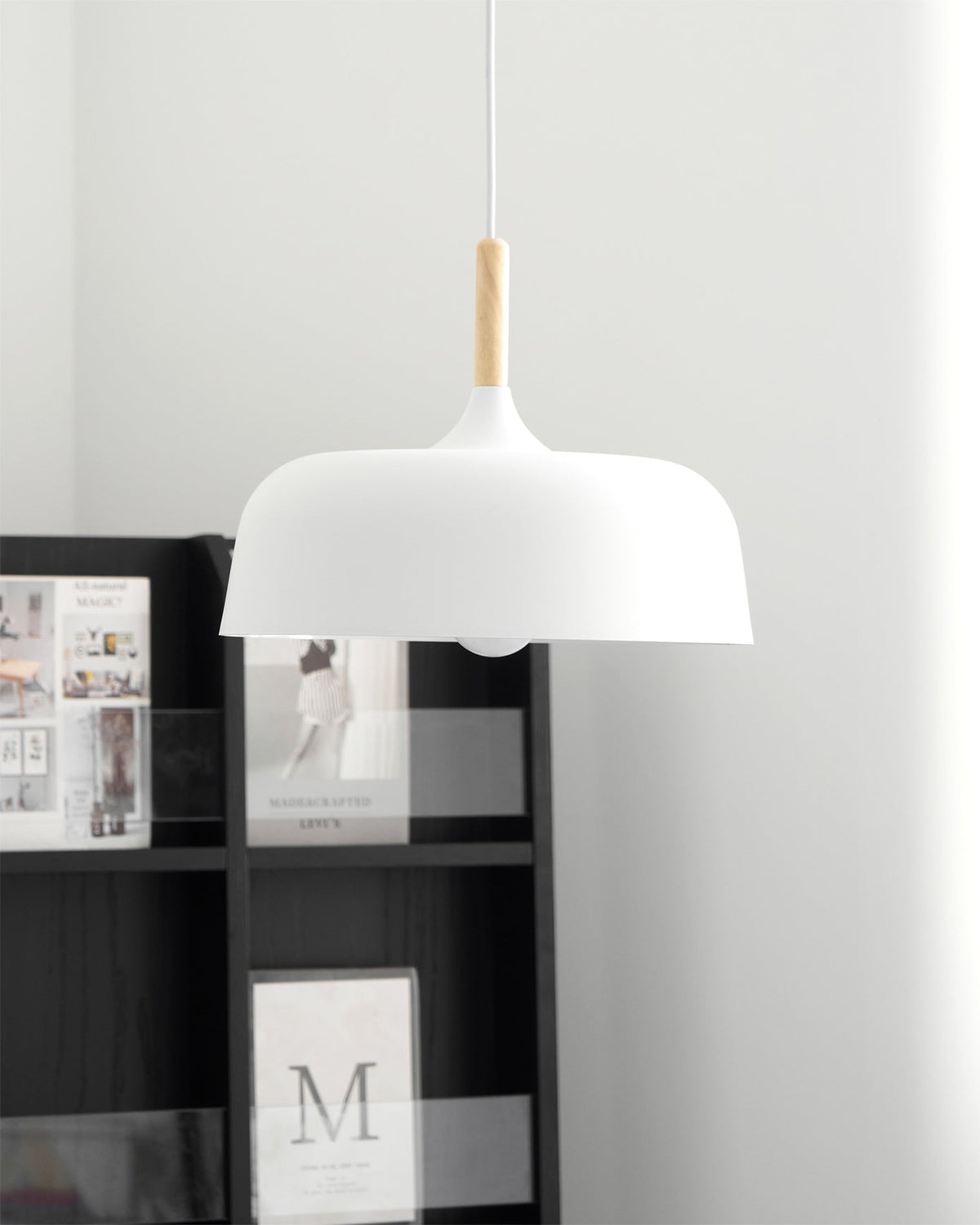 Acorn Oak Pendant Light – Oak detail 3
