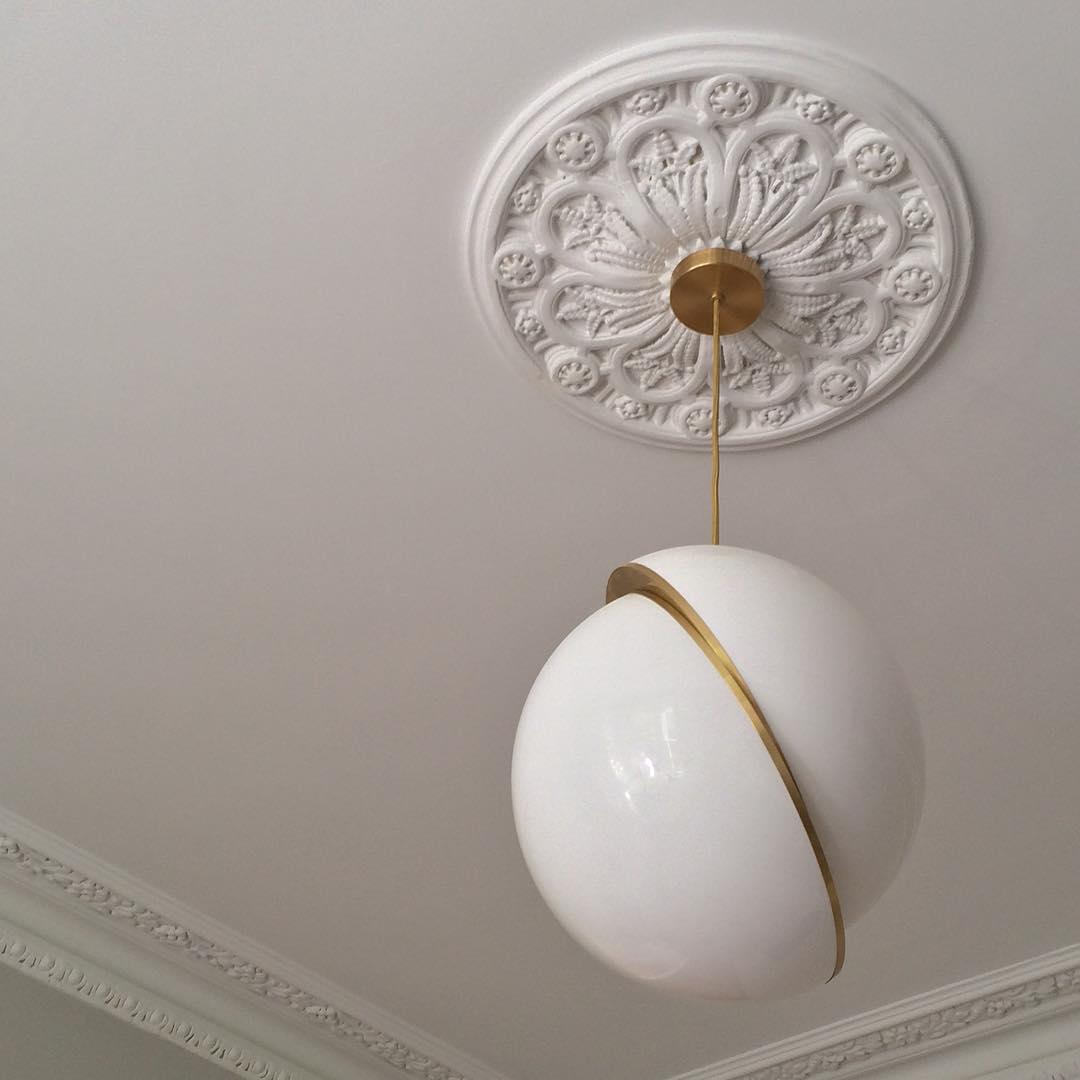 Crescent Acrylic Pendant Lamp – Acrylic detail 9