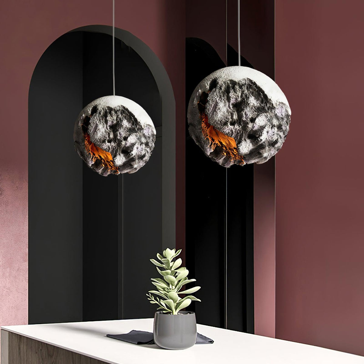 Irregular Planet Pendant Lamp – detail 3