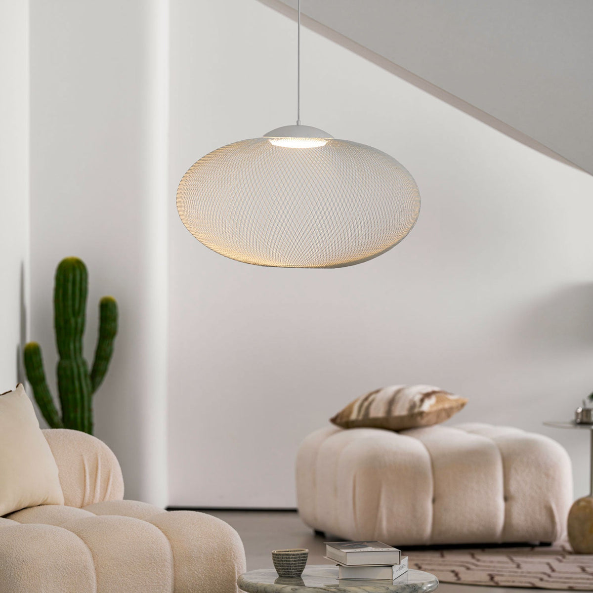 Metallic Meshwork Glass Pendant Lamp – Glass detail 2