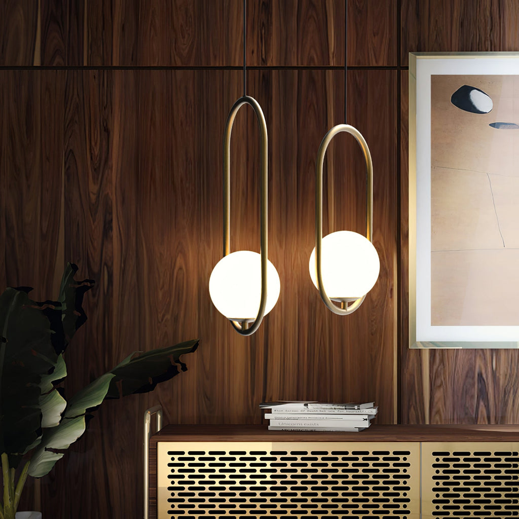 Loop Brass Glass Pendant Light – Glass detail 2