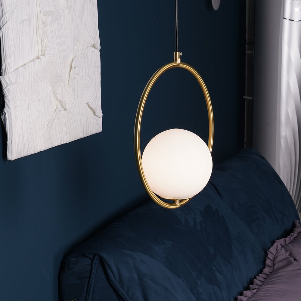 Loop Brass Glass Pendant Light – Glass detail 7